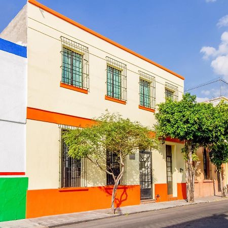 Oyo Hotel Posada Garibaldi Guadalajara Exterior photo