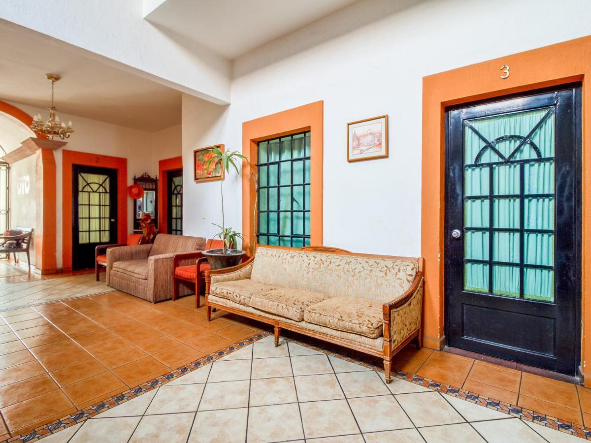 Oyo Hotel Posada Garibaldi Guadalajara Exterior photo